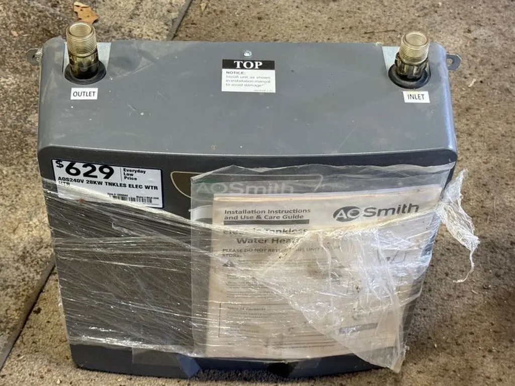 Tankless Water Heater, 220 Volt, New In Package