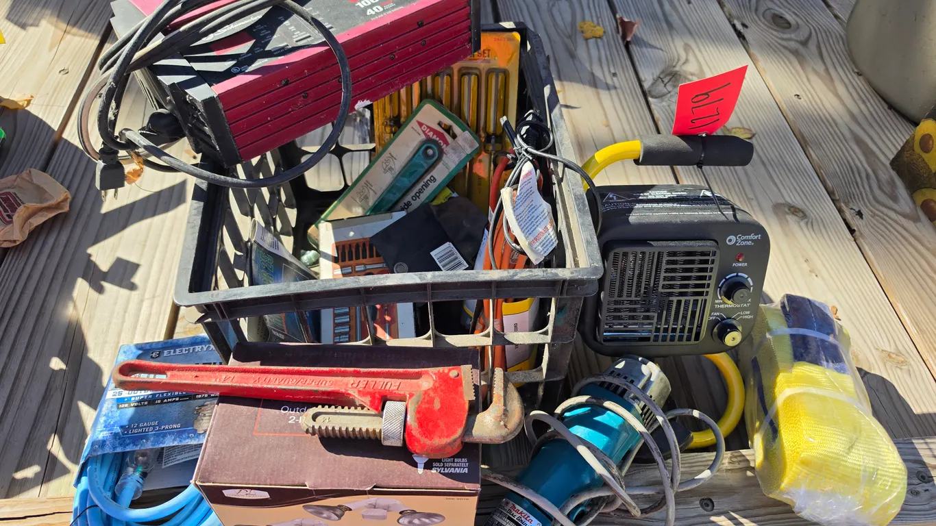 Electric Heater, Makita Disc Grinder,Extension Cords, Outdoor Security Light , *MUST BE PICKED UP BY
