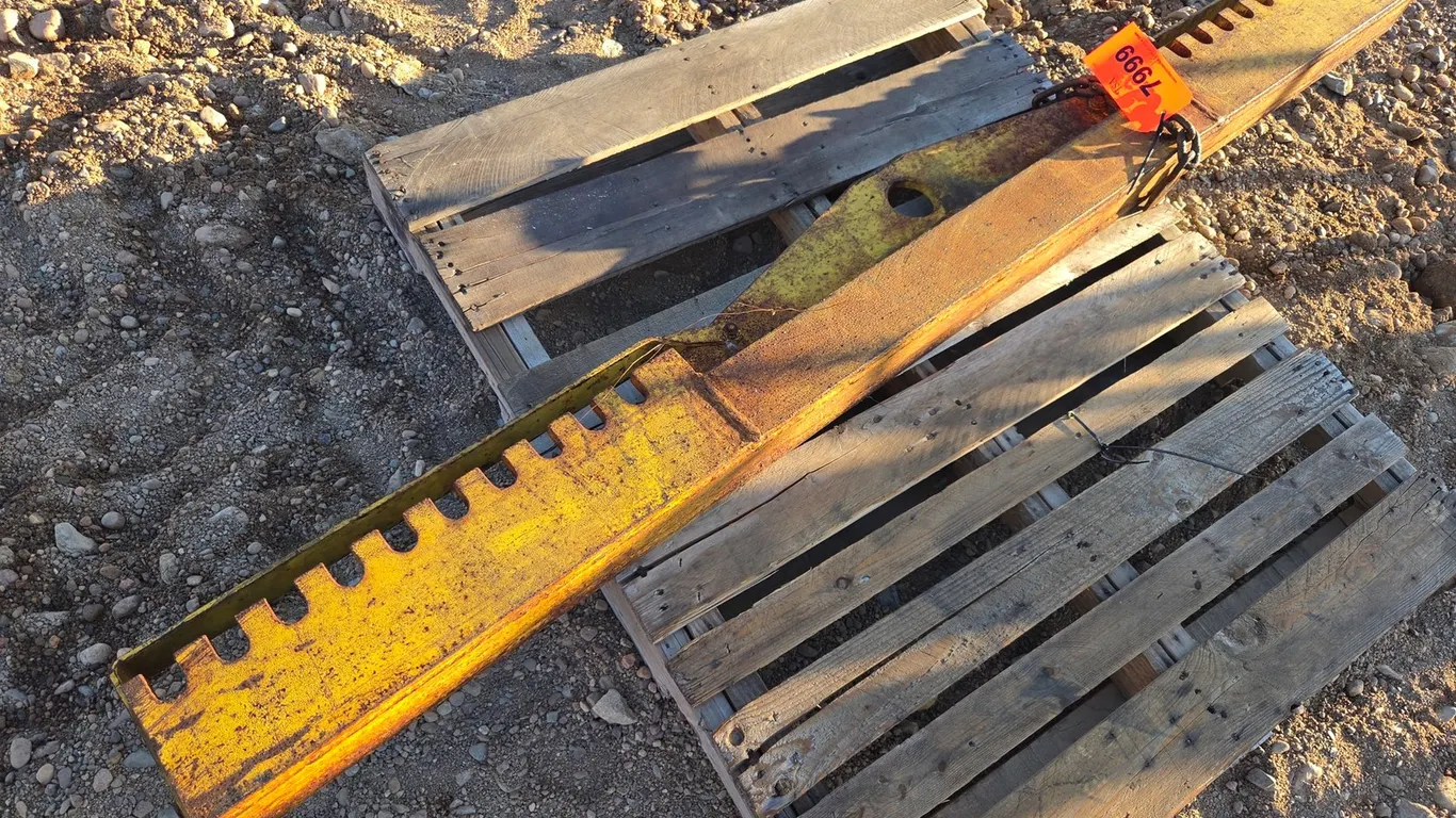 Approx. 84" Spreader Bar