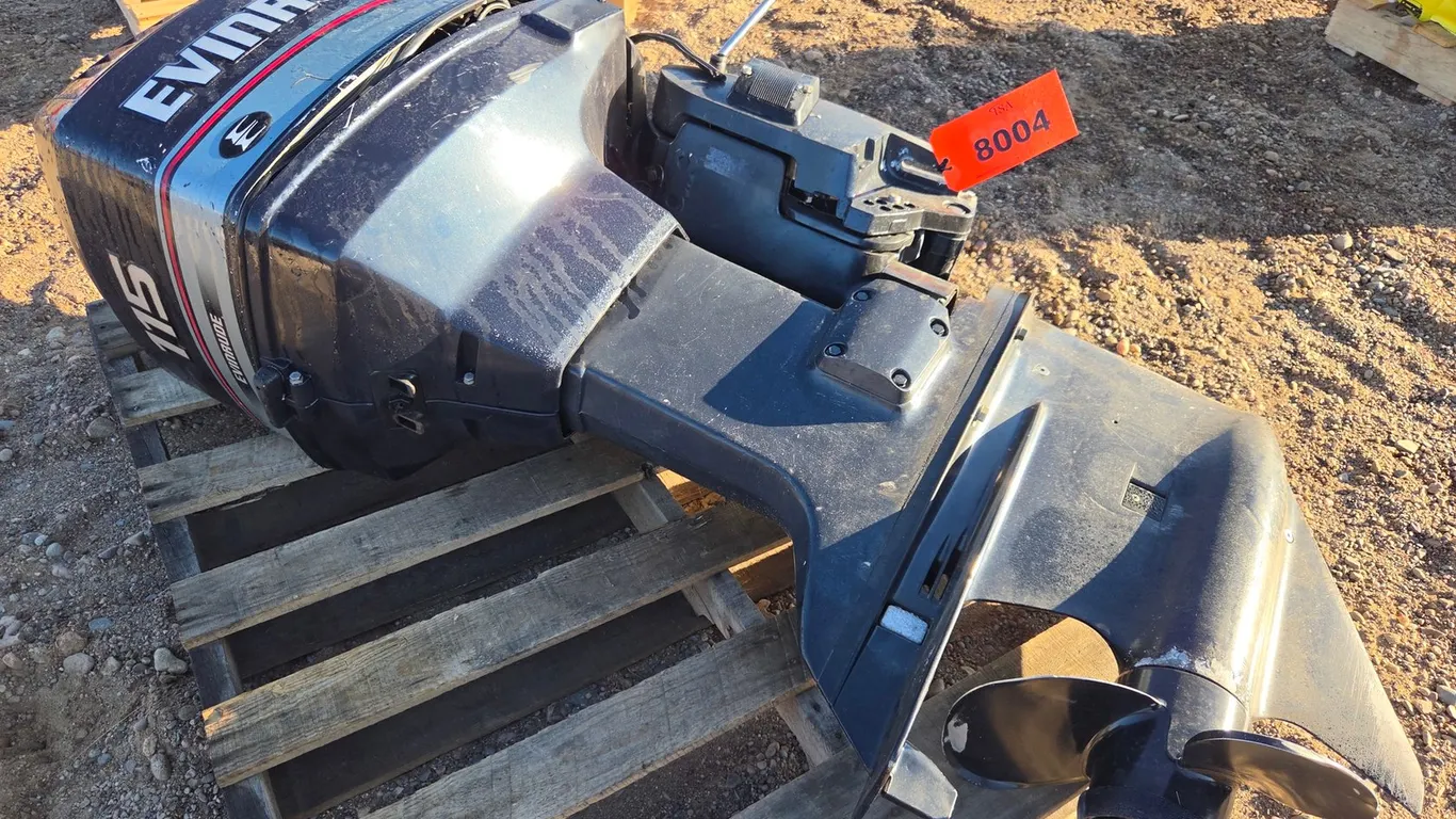 Evinrude E115ELEUC Boat Motor