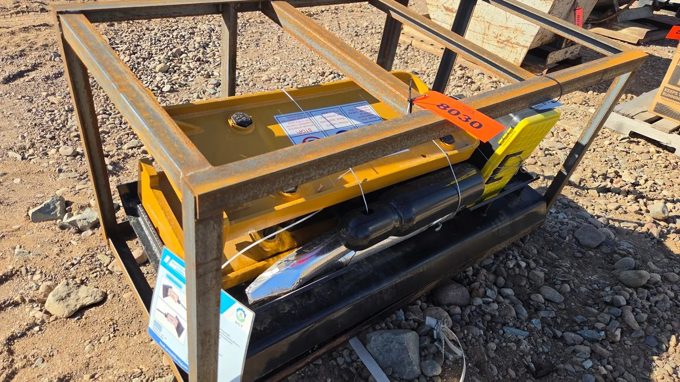 Unused AGT 680 Skid Steer Hydraulic Hammer