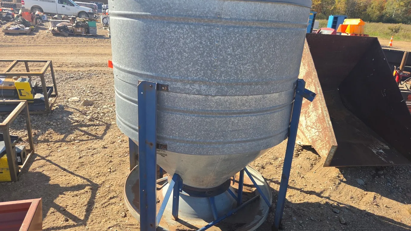 Approx. 54"X72" Pig Feeder