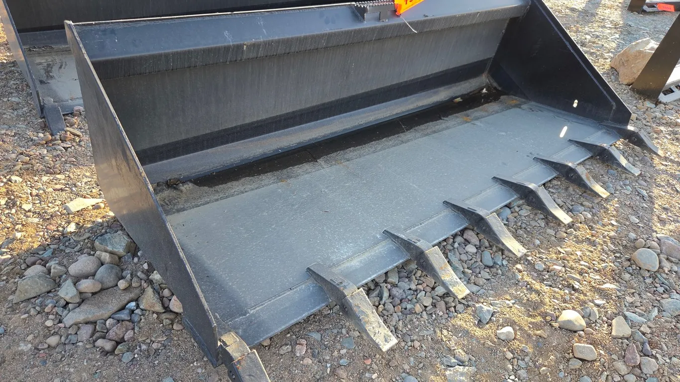 Unused Midstate Approx. 80" Skid Steer Bucket