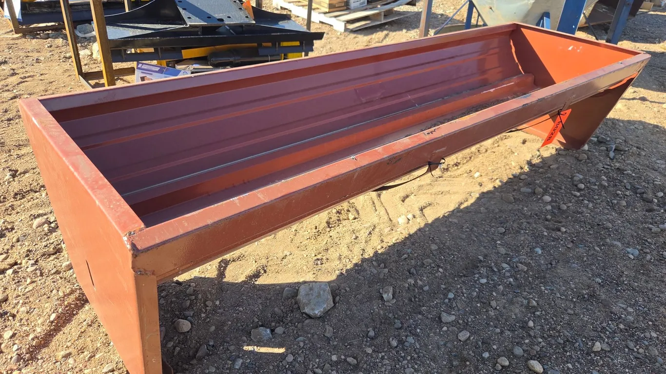 Approx. 90" Feeding Trough