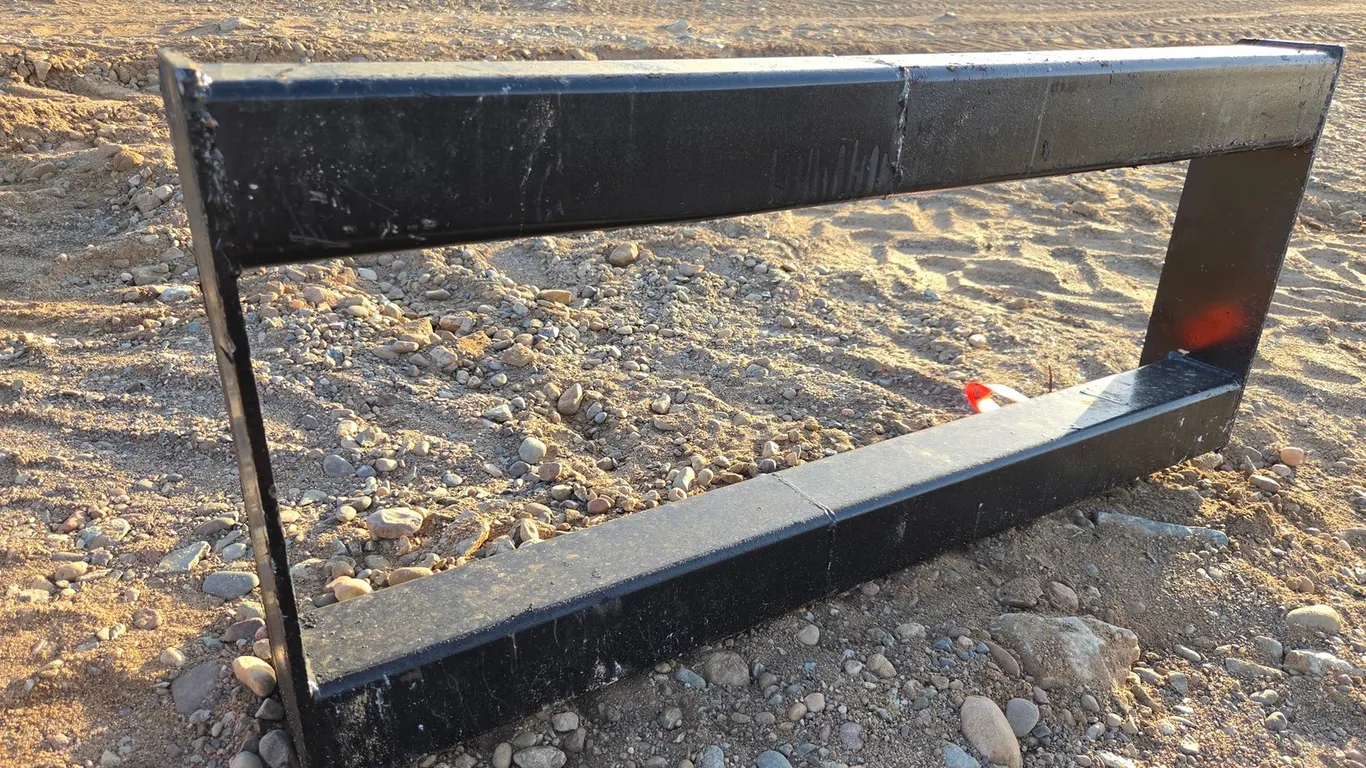 Unused Skid Steer Weld-On Adapter