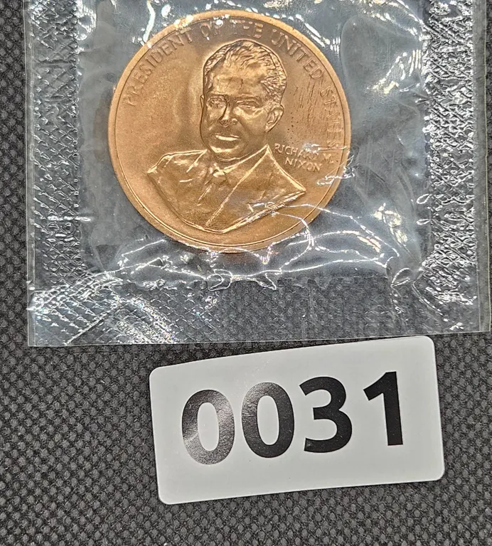 Richard Nixon Inaugural Peace Medallion