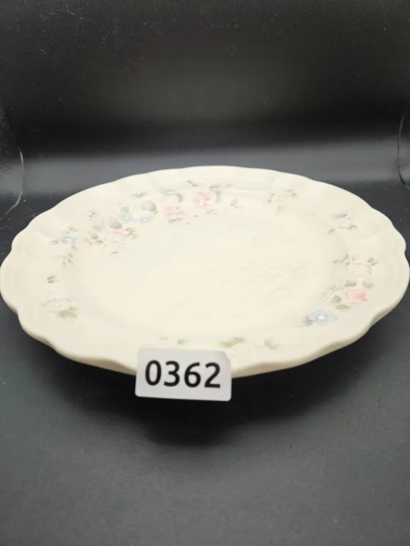 Pfaltzgraff Village Dinner Plate