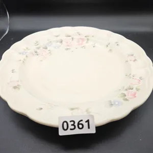 Pfaltzgraff Village Floral Dinner Plate