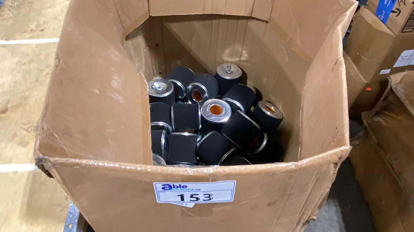 BOX OF SMALL ENGINE CARBURETOR FILTERS