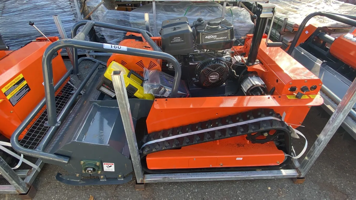 SDLOOL SL-LM1200Q ORANGE GAS POWERED REMOTE CONTROLLED FLAIL MOWER WITH 457 CC ENGINE,