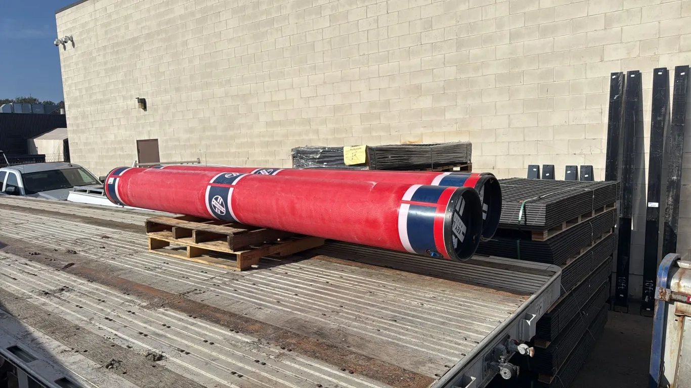 RED 11.7 FT LONG X 14" DIAMETER KEY LOG ROLLING