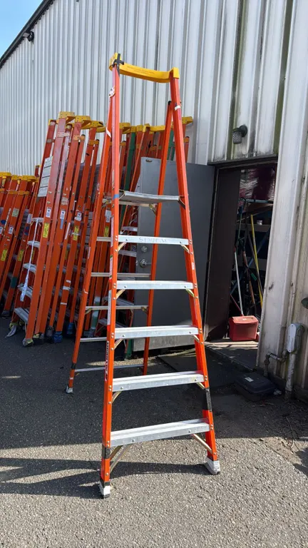 ALLRIGHT HEAVY DUTY 6' ORANGE CARBON FIBER INDUSTRIAL PLATFORM LADDER