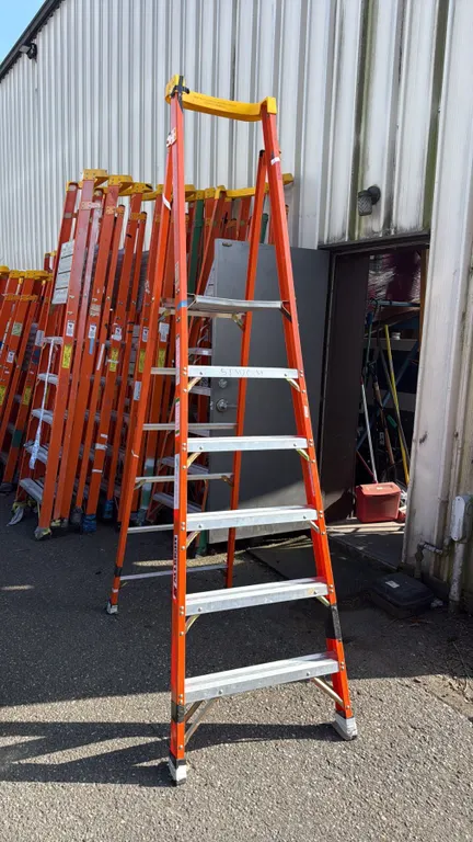 ALLRIGHT HEAVY DUTY 6' ORANGE CARBON FIBER INDUSTRIAL PLATFORM LADDER