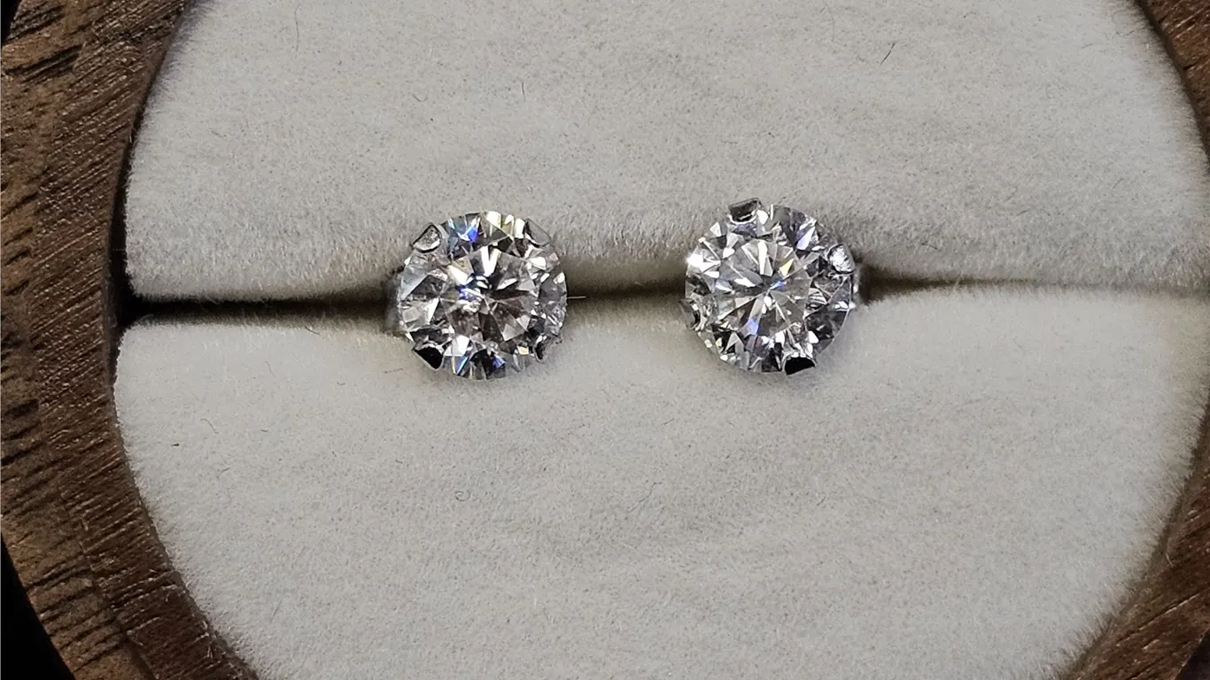 PAIR OF 10KT WHITE GOLD MOISSANITE LAB DIAMOND STUD EARRINGS WITH .925 SILVER BUTTERFLY BACKS