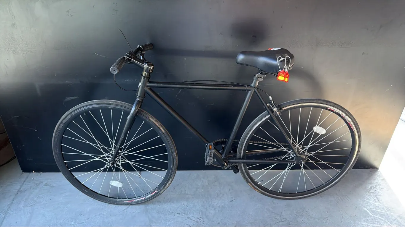 MATTE BLACK CLASSIC LIGHTWEIGHT STRUCTURAL STEEL DIAMOND GEOMETRIC TRACK MINIMALIST CITY BIKE