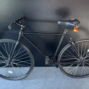 MATTE BLACK CLASSIC LIGHTWEIGHT STRUCTURAL STEEL DIAMOND GEOMETRIC TRACK MINIMALIST CITY BIKE