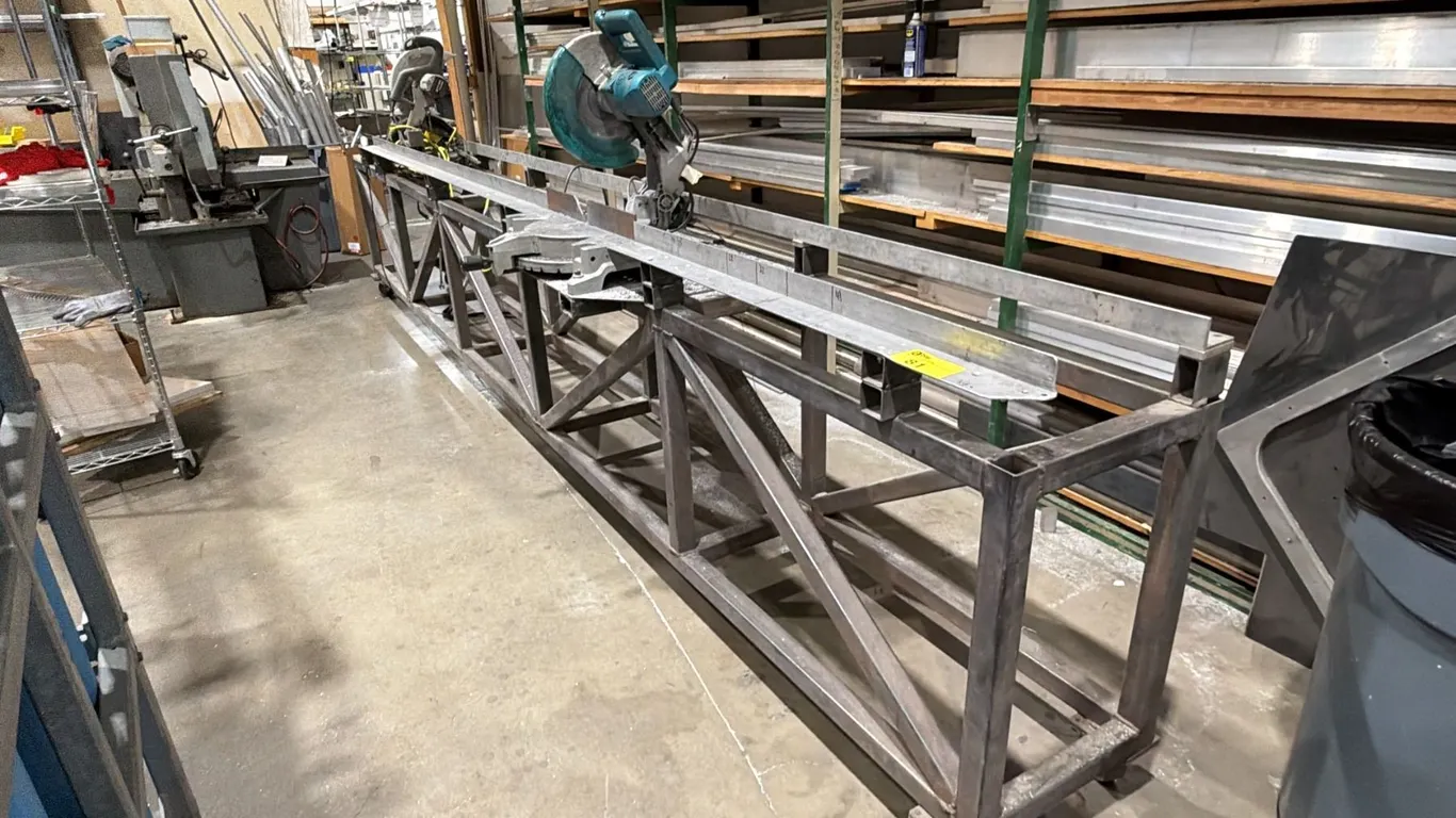 PORTABLE CUSTOM BUILT SLIDING COMPOUND MITER SAW STAND WITH MAKITA LS1221 SLIDING COMPOUND MITER SAW