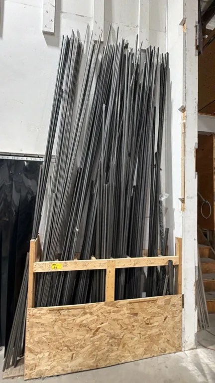 SECTION OF ASSORTED SIZE & LENGTH METAL RODS *MUST TAKE ALL*