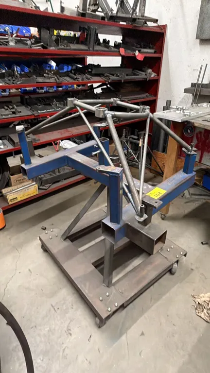 CUSTOM PORTABLE FABRICATION CART