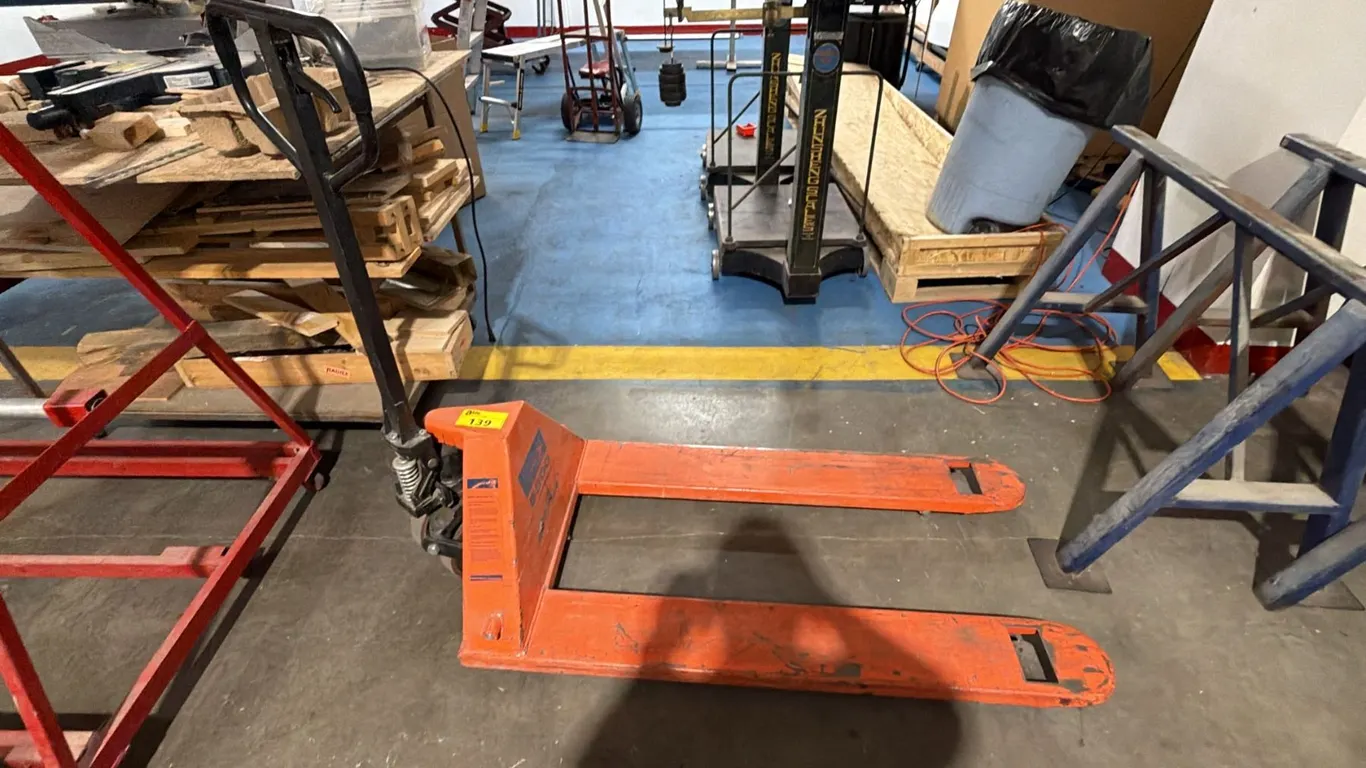 JET 5500 LBS CAPACITY PALLET JACK