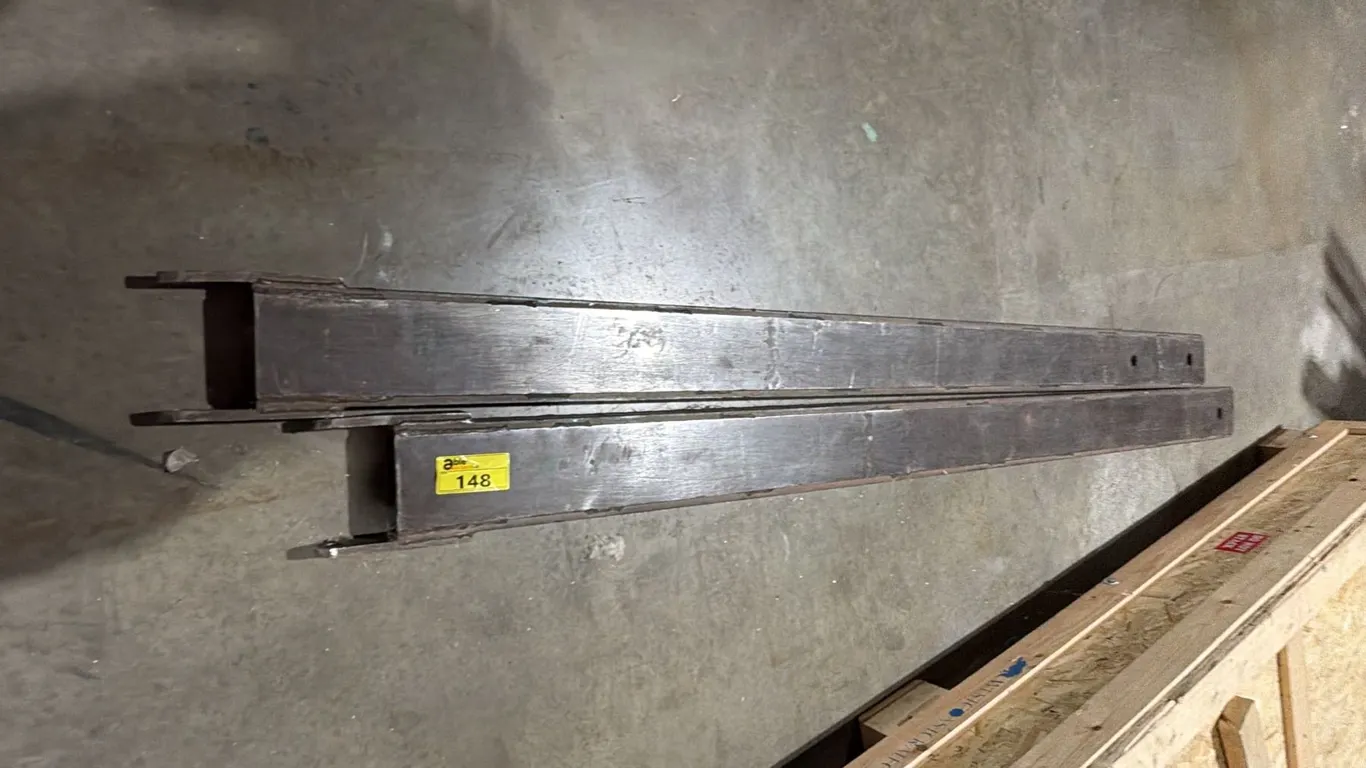 PAIR OF 8FT STEEL FORKLIFT EXTENSIONS WITH TOW HOOK HOLES