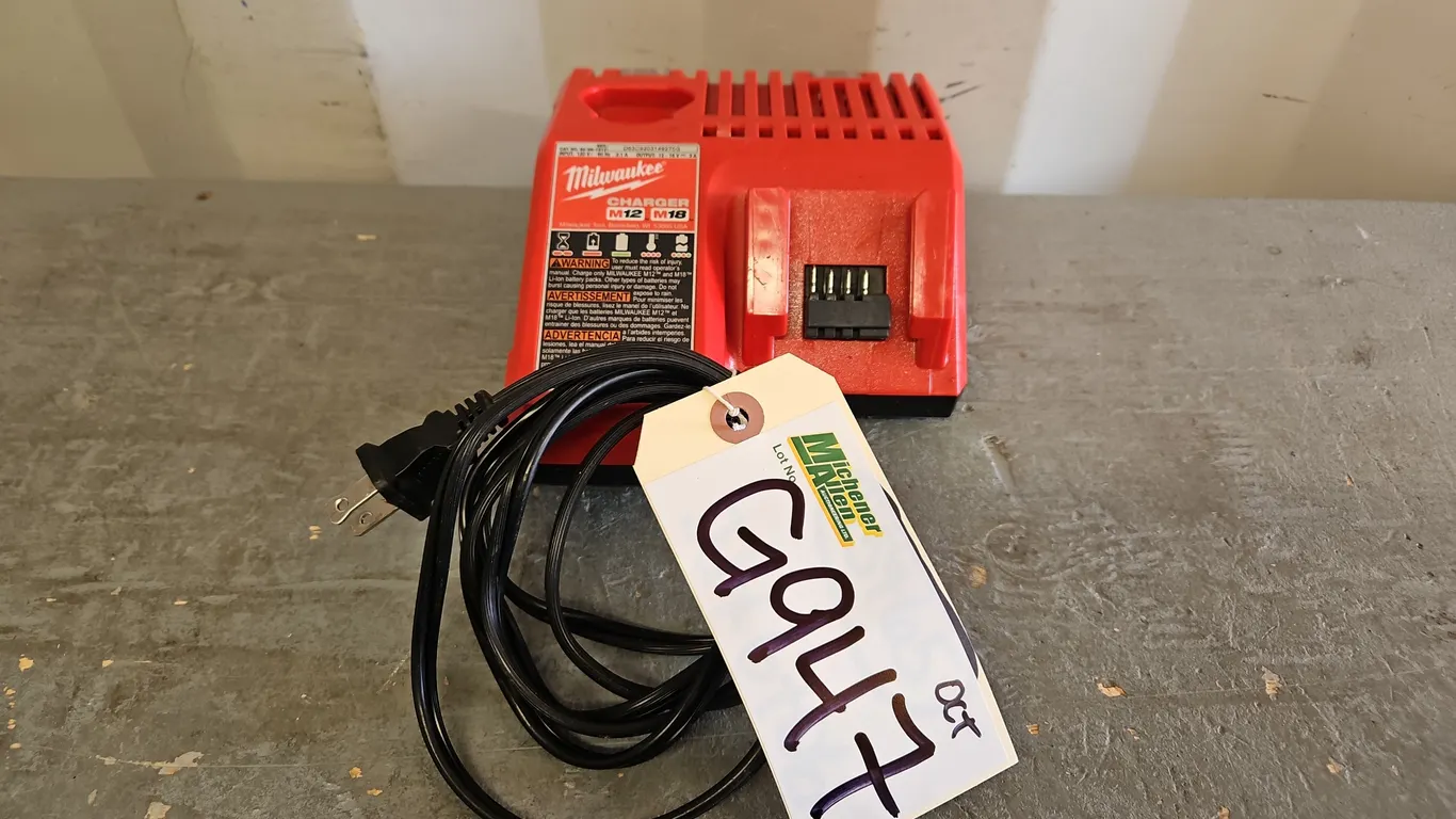Milwaukee M12/M18 Charger - Qty 1