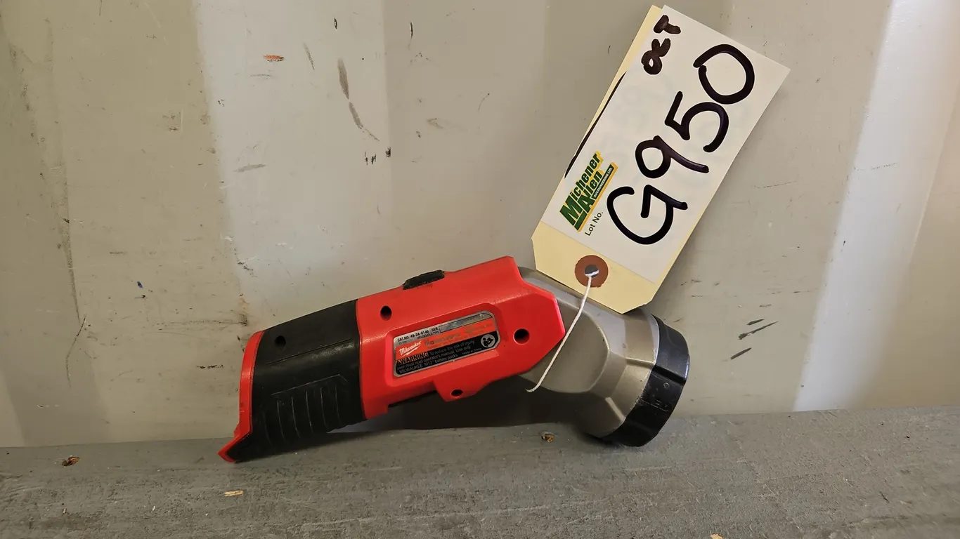 Milwaukee 12V LED Worklight - Qty 1 *No Battery*
