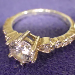 Ring (size 5.5)