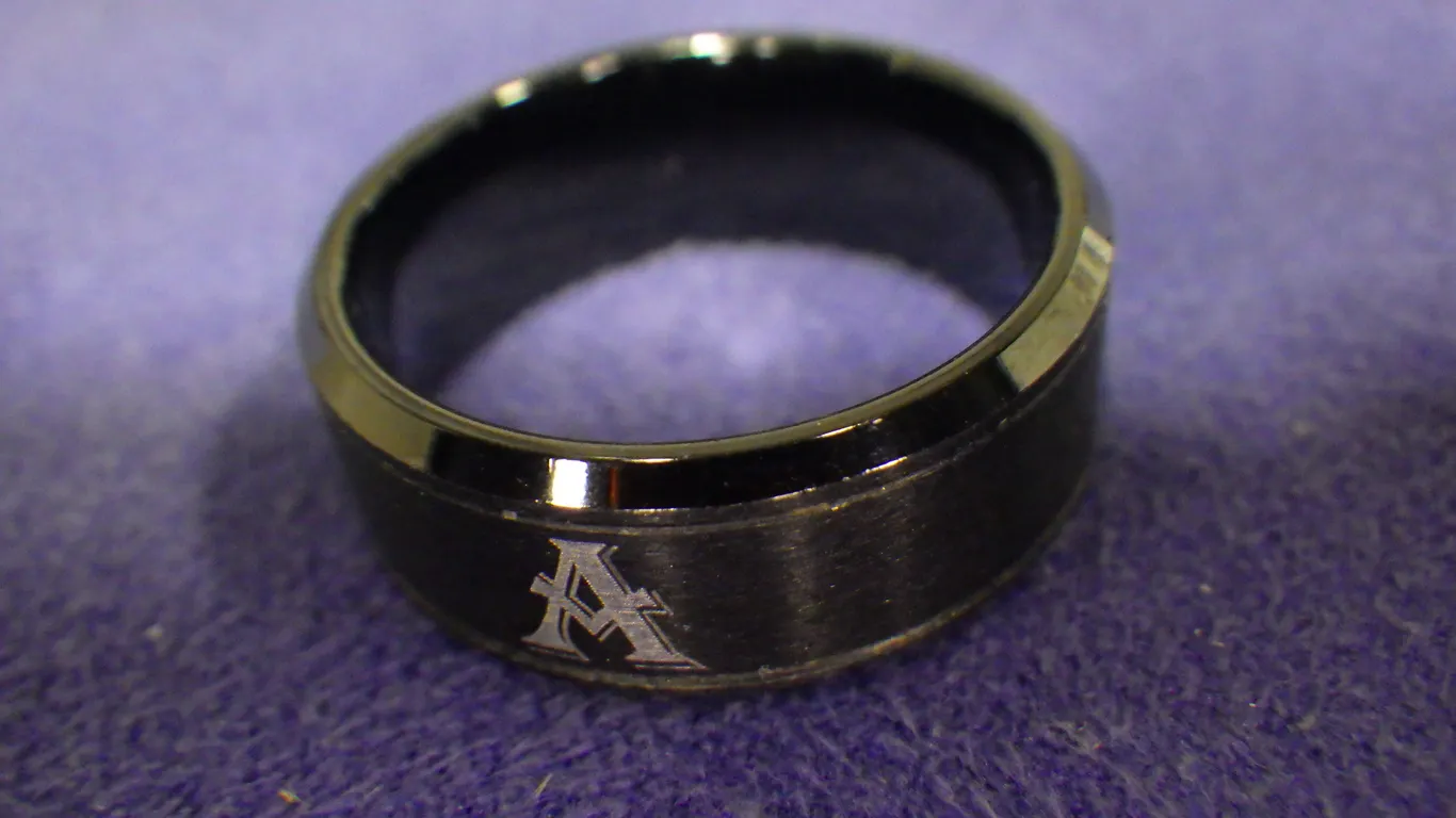 Ring (size 8)