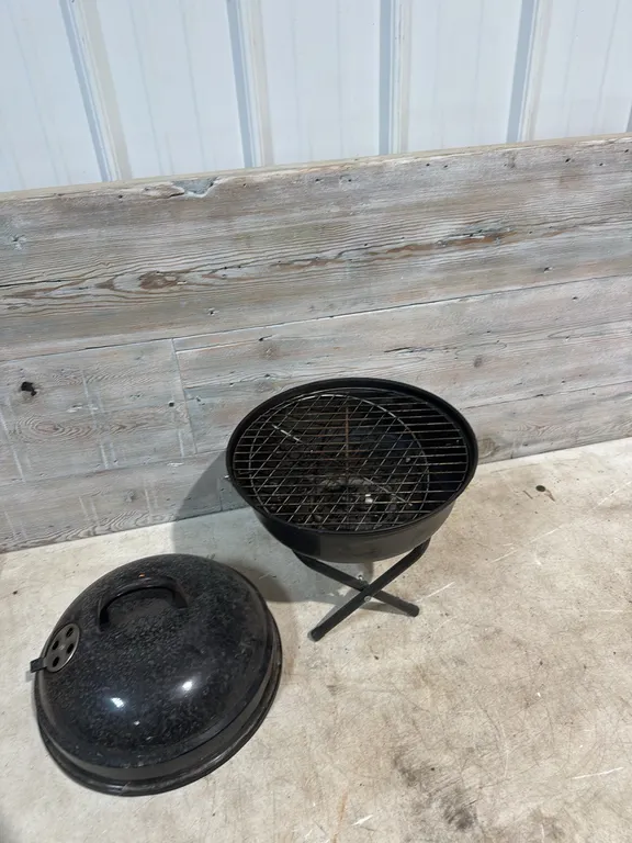 Charccoal barbecue
