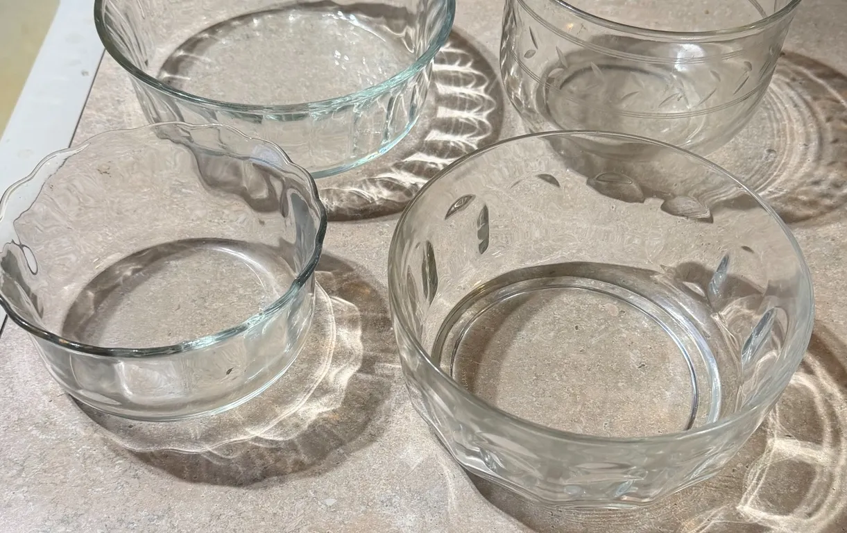 Clear Glass Serving Bowls – Lot of 4