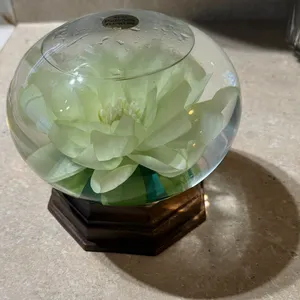 PrilliSilk Flower Globe with Wooden Base