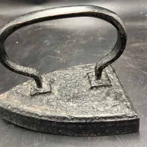 Cast Iron Sad Iron / Flat Iron