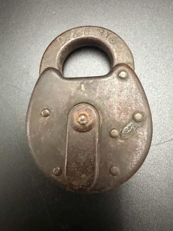 Rare Vintage C&O Railway Yale & Towne Padlock