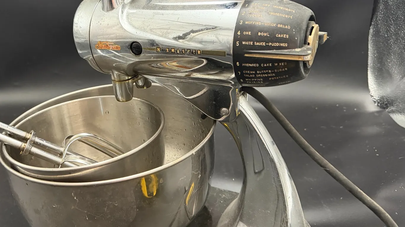 Vintage Sunbeam Mixmaster Mixer with Bowls