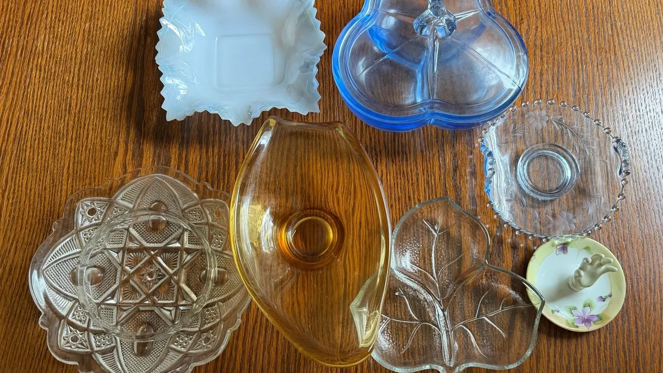 Assorted Glass & Ceramic Dishes Trinket Lot