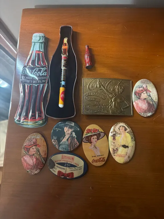 Coca-Cola Collectibles & Advertising Lot