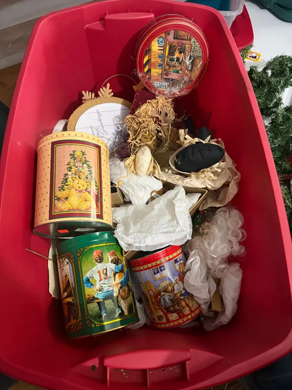 Decorative Tins & Seasonal Décor Lot