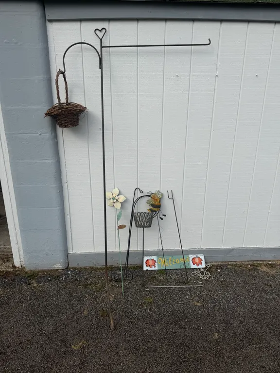 Garden Decor Lot – Hooks, Stakes & Fall Sign