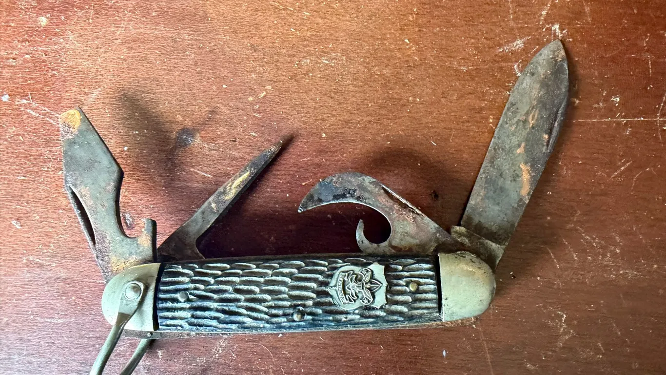 Vintage Boy Scout Folding Pocket Knife