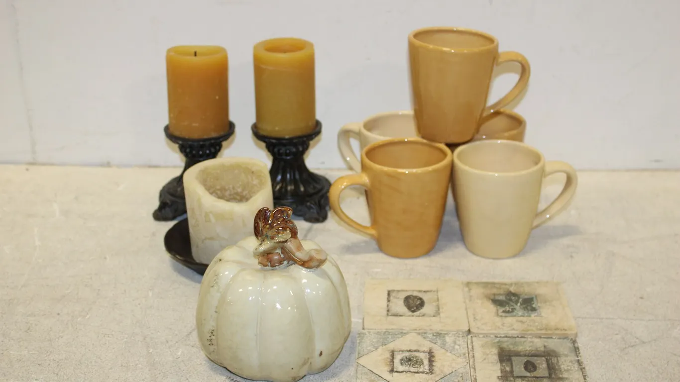 Candles, Mugs & Décor