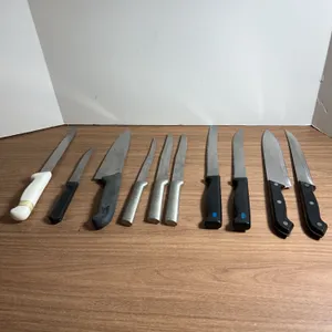 Kitchen Knives Including Victorinox and Farberware