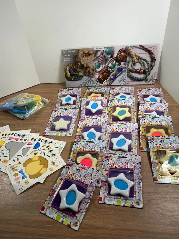 Star-Shaped Magnets, Stickers, Crayons, Craft Cards