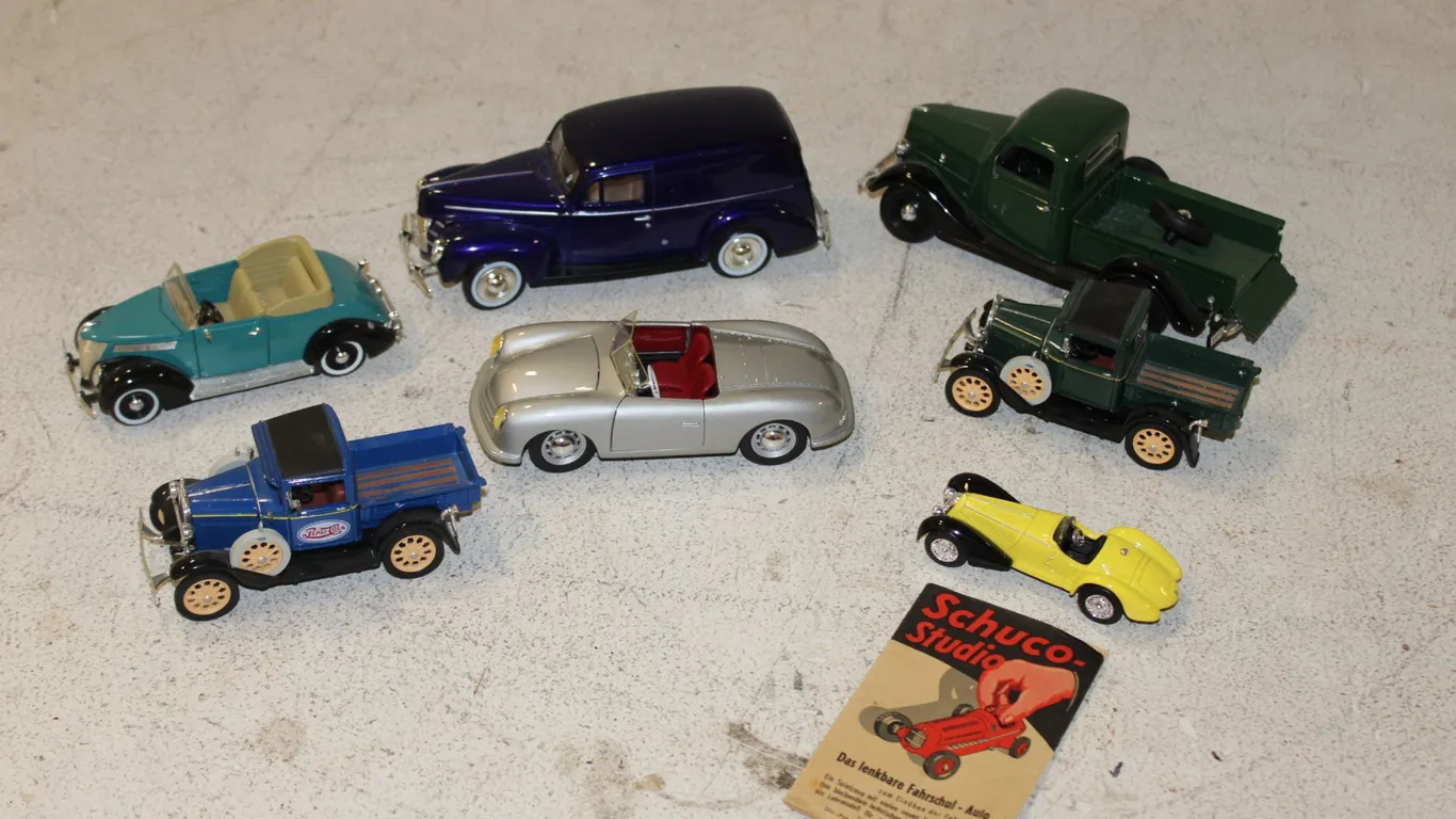 Die-Cast Vehicles