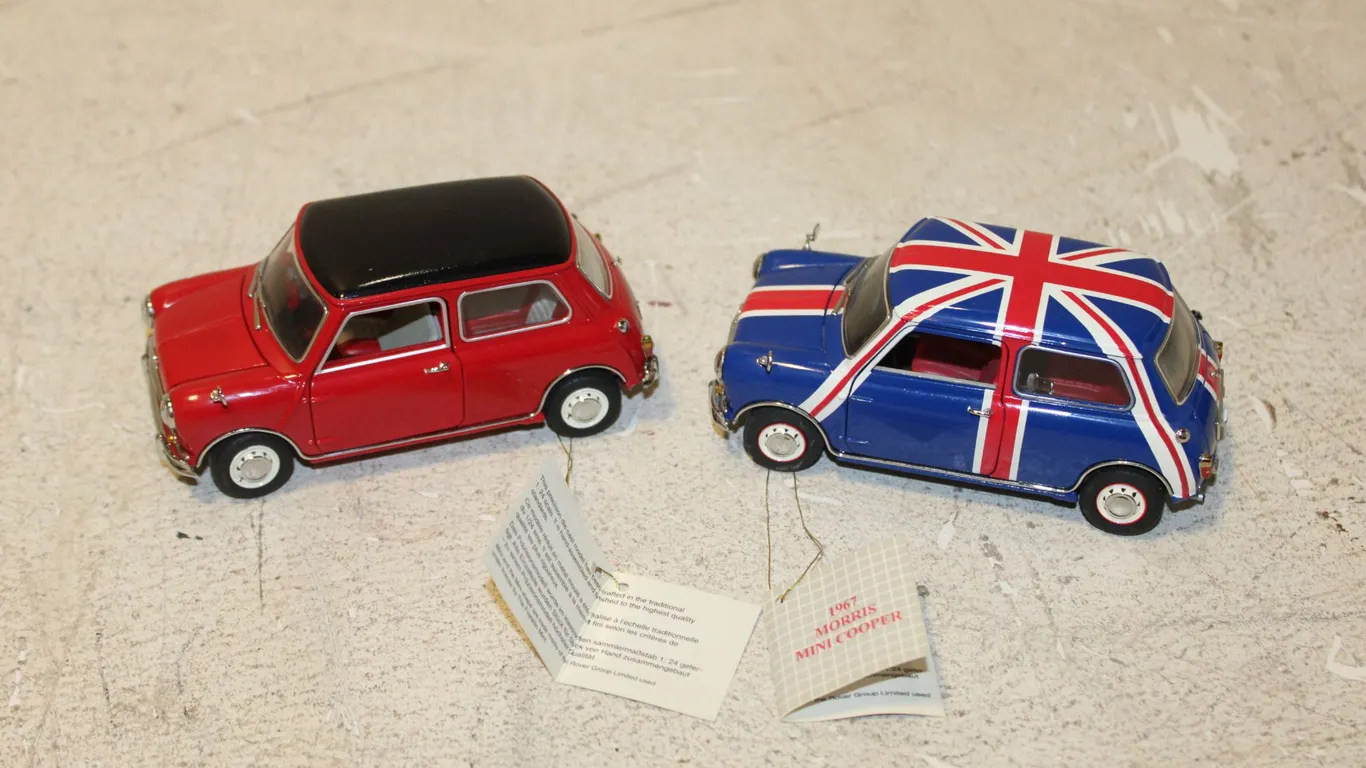Morris Mini Cooper Models