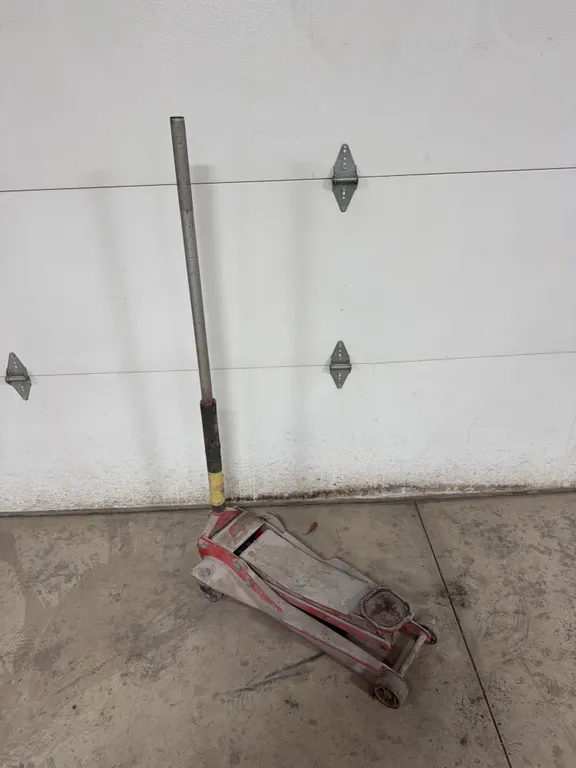 Snap on floor jack