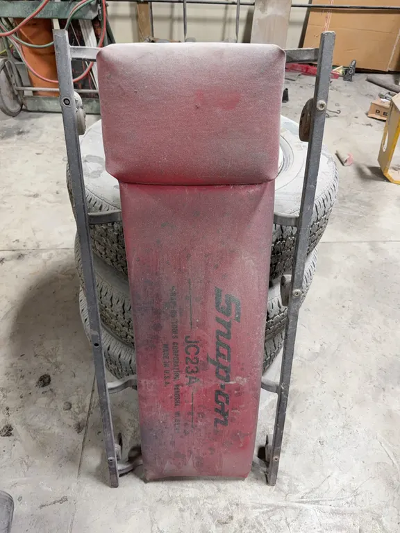 Snap on creeper