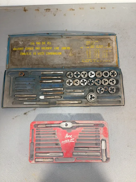 Tap and die sets
