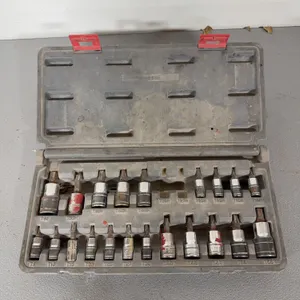 Snap on and silver eagle torque socket set ￼