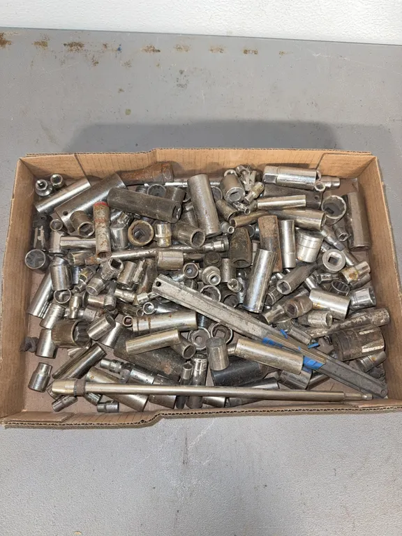 Lots of miscellaneous sockets